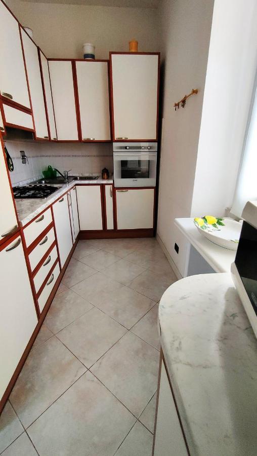 Ferienwohnung Un Balcone In Pineta Fezzano  Exterior foto